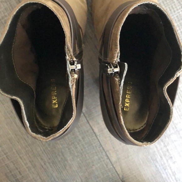 Suede Stacked Heel Booties - Picture 5 of 8